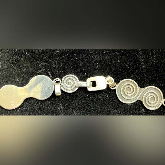 Stunning Sterling Silver Necklace. Handcrafted in Mexican *950* Silver! - Picture 4 of 10